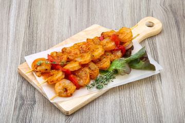 Raw prawn skewer