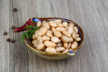 Canned white beans