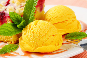 Raspberry cake with ice-cream