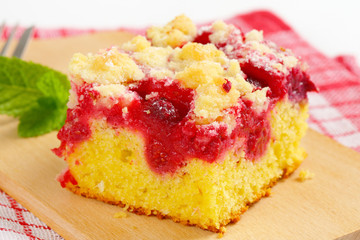 Raspberry cake