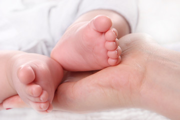 nackte Babyf&uuml;&szlig;e