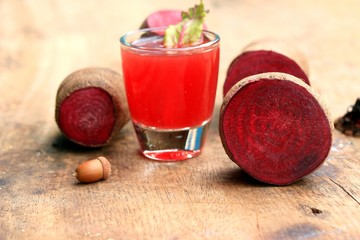 fresh beetroot and juice