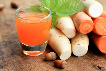 fresh carrot and juice