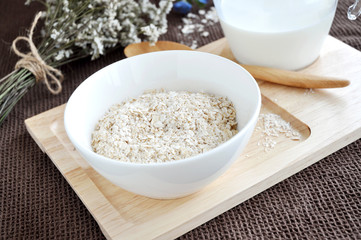 oatmeal bowl on tray