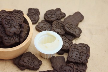 mini chocolate cookies