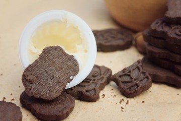 mini chocolate cookies