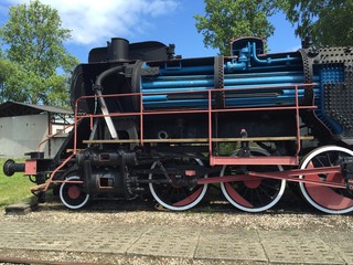 Naklejka premium Trenuj wnętrzności