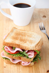 ham and vegetables sandwich