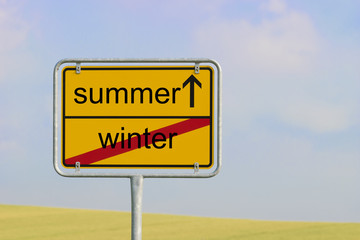 Sign winter summer