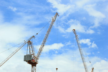 construction cranes for architectural and engineering work