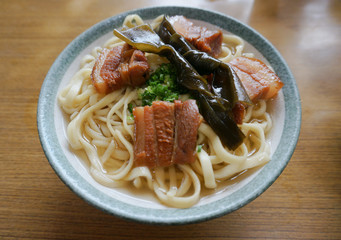 三枚肉そば