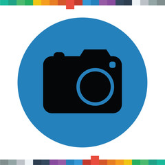 Flat DSLR camera icon in a circle.