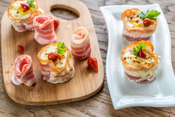 Bacon egg cups