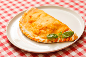 calzone pizza