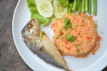 Fry mackerel