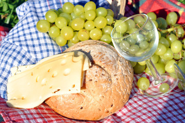 Picnic Basket with food