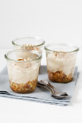 Veganes Apfel-Zimt-Dessert