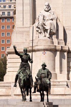 Cervantes Denkmal Plaza de Espana Madrid 