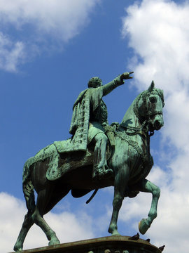 Reiterstandbild von F&uuml;rst Mihailo in Belgrad/Serbien