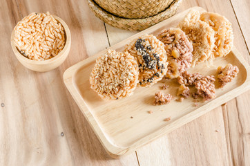 thai dessert on wooden