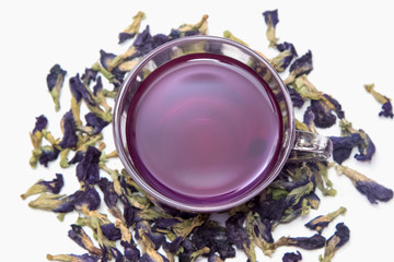 Obraz na płótnie Canvas Glass of butterfly pea flower tea ,herbal drink