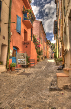 Ruelle colorée, Collioure, Languedoc, France