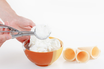 Chef makes the ball ice cream