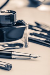 Naklejka premium Fountain Pen Handwriting