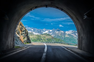 Scenic Swiss Alps Drive - obrazy, fototapety, plakaty