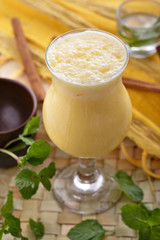 indian mango lassi