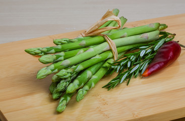 Raw asparagus