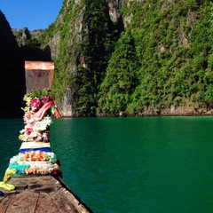 Boat on the Phi Phi islands