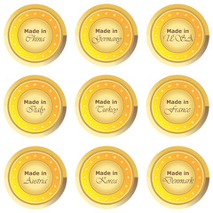 Runder Made in Buttons in gelb auf weißem Hintergrund