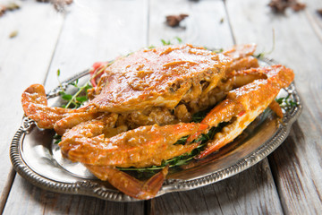 Hot and spicy curry crab