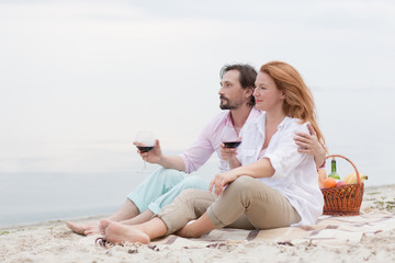 Middle-aged couple in picnic