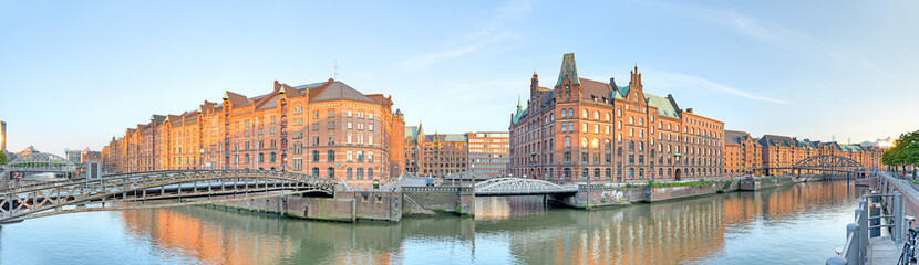 Fototapeta na wymiar Hamburg Speicherstadt Panorama
