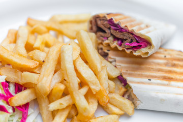 Wraps mit Pommes