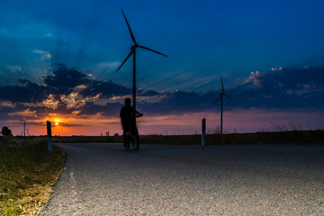 Windpark im Sonnenuntergang 03