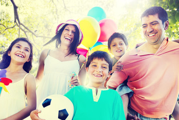 Fototapeta premium Family Happiness Parents Holiday Vacation Activity Concept