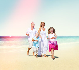 Fototapeta na wymiar Family Beach Enjoyment Holiday Summer Concept