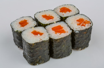 Salmon maki