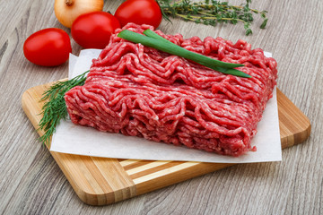 Raw minced meat