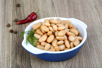 Canned white beans