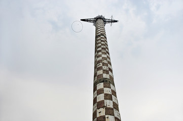 Obraz premium Old parachute jump tower