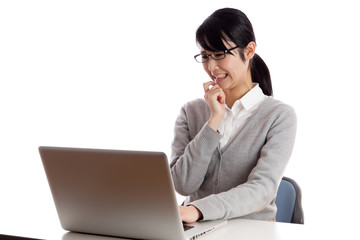 ノートパソコンと女性　困る