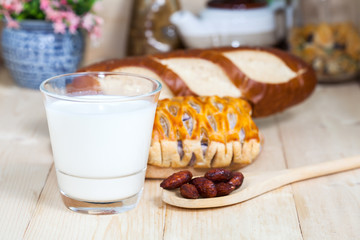 glass of milk and bread