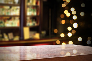 desk top in bar 