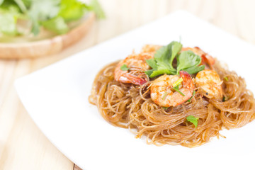 shrimps with glass noodles