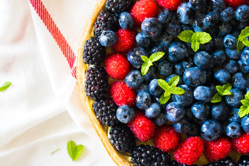 Summer berry tart