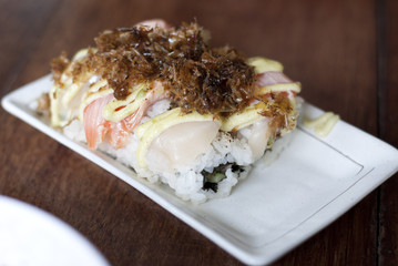 Scallop and Salmon Maki Sushi